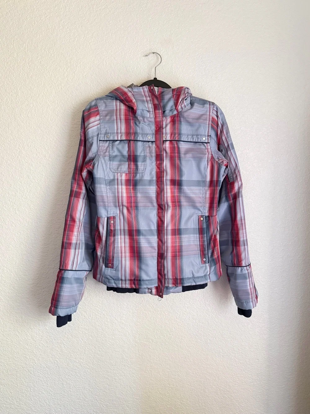 686 Acc Caliber Women’s Insulated Snowboard Ski Snow Jacket S Plaid